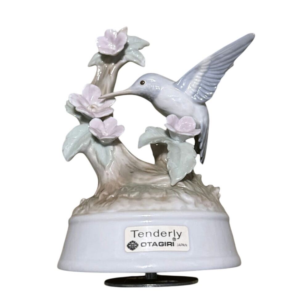 VINTAGE OTAGIRI MUSIC BOX HUMMING‎ BIRD DRINKING FROM FLOWER PLAYS TENDERLY